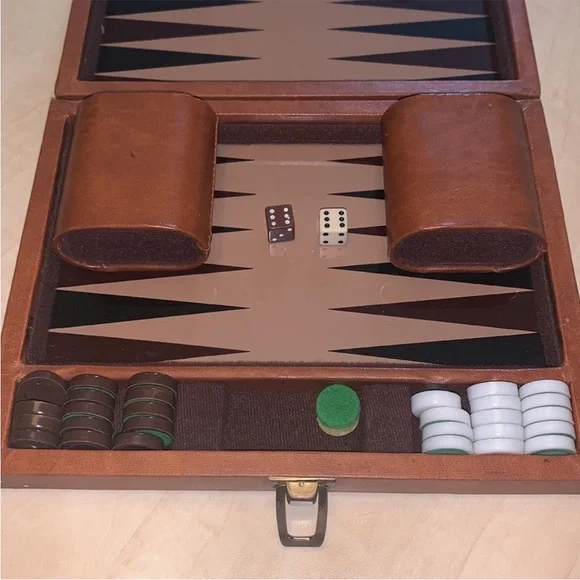 CCO Bundle @ambertrisann | Bon Voyage Shop & Share 12/7 @rockergirl717 - Picture 6 of 12